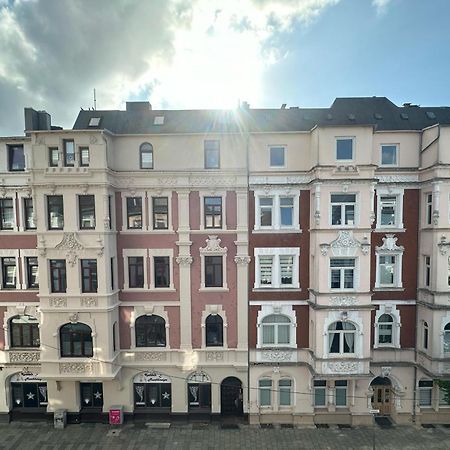 Exklusives Apartment Im Historischen Wohnhaus Mit Kamin, Bad & Viel Platz 브레머하펜 외부 사진
