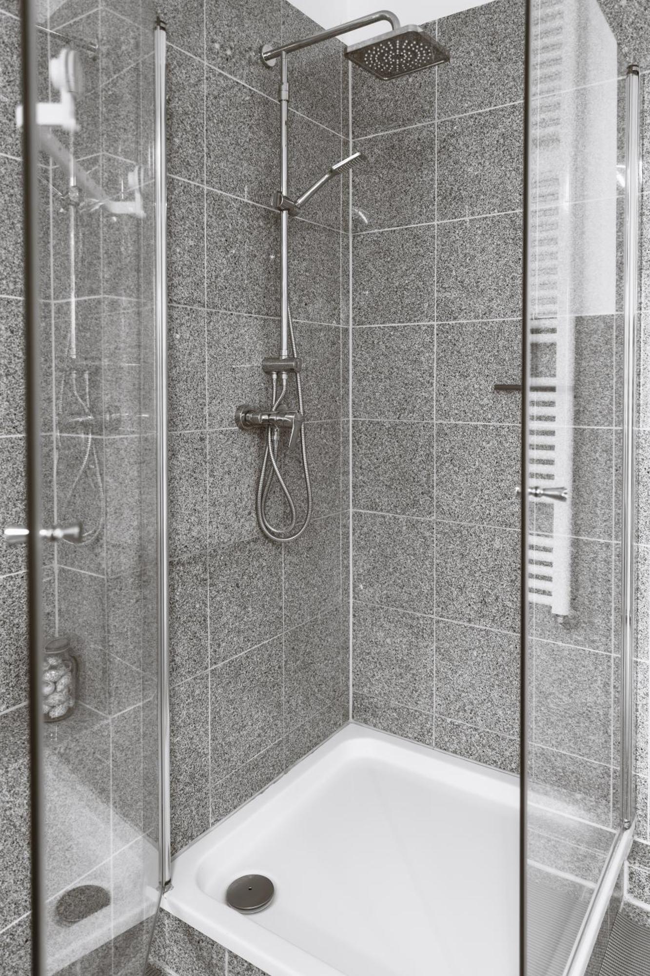 Exklusives Apartment Im Historischen Wohnhaus Mit Kamin, Bad & Viel Platz 브레머하펜 외부 사진